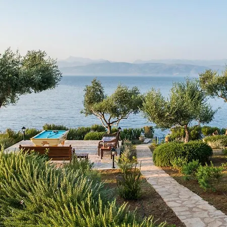 Aliki Villa