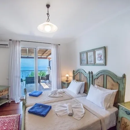 Villa Aliki *