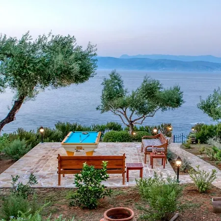 Aliki Villa
