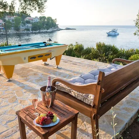 Villa Aliki *